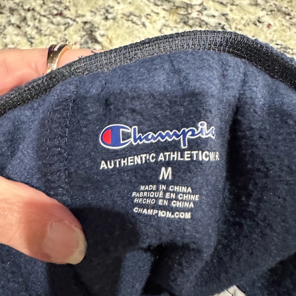 4 pairs of Champion athletic/sweat pants/joggers for youth. Girl or boy. Exc con - Picture 2 of 9
